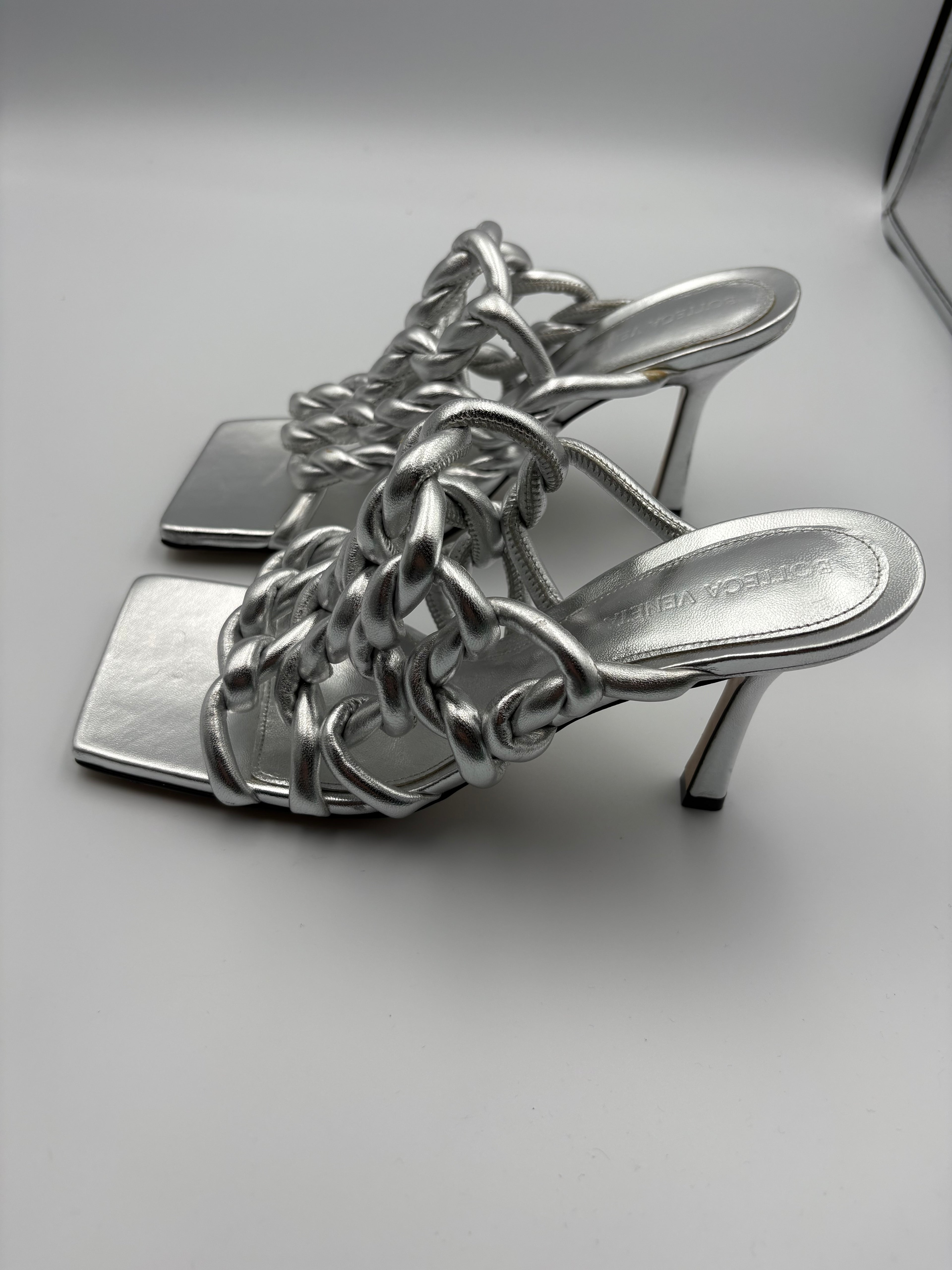 Bottega veneta t37