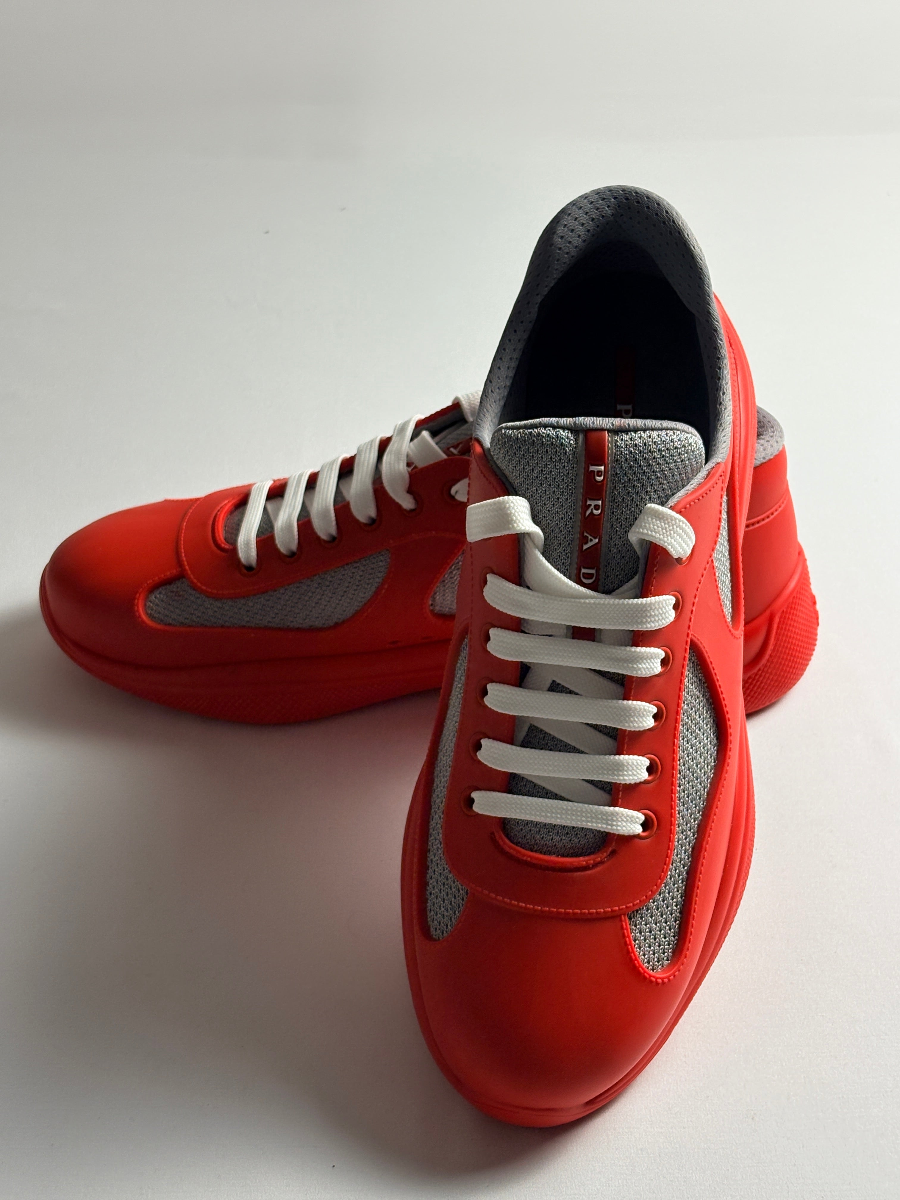 Sneakers Prada America's Cup rouge mat T44 homme - vue principale