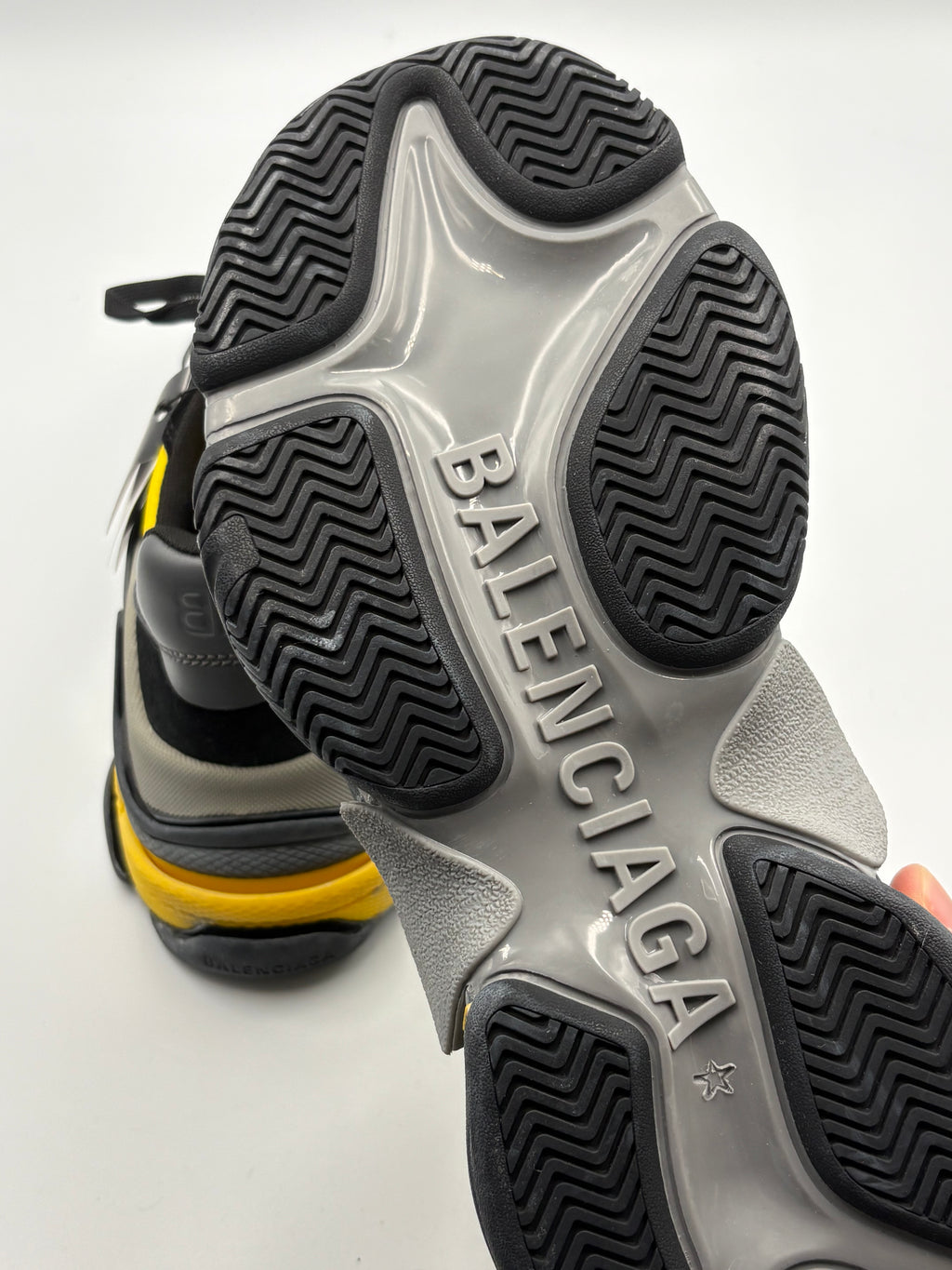 Balenciaga Triple S — Jaune, Noir & Gris — T.41