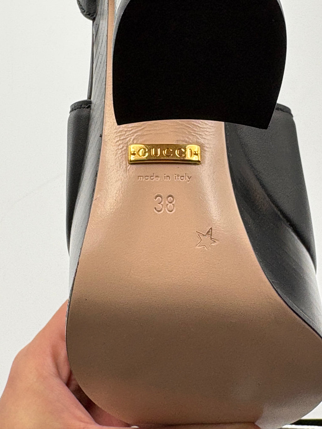 Sandales Gucci Plateforme Interlocking G — étiquette et référence 730022