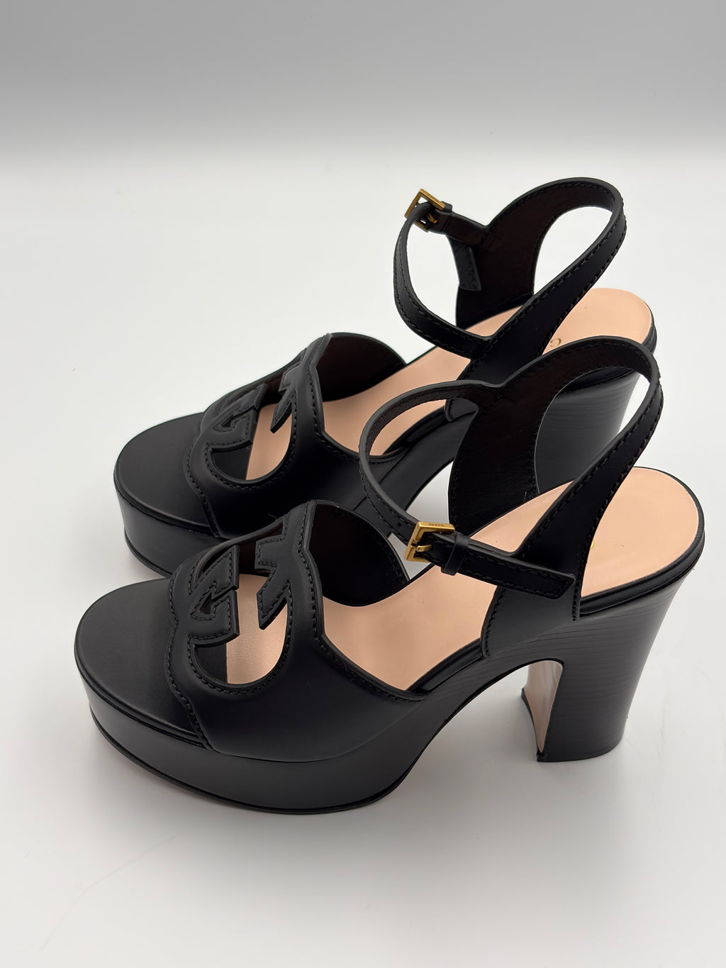 Sandales Gucci Plateforme Interlocking G — vue arrière